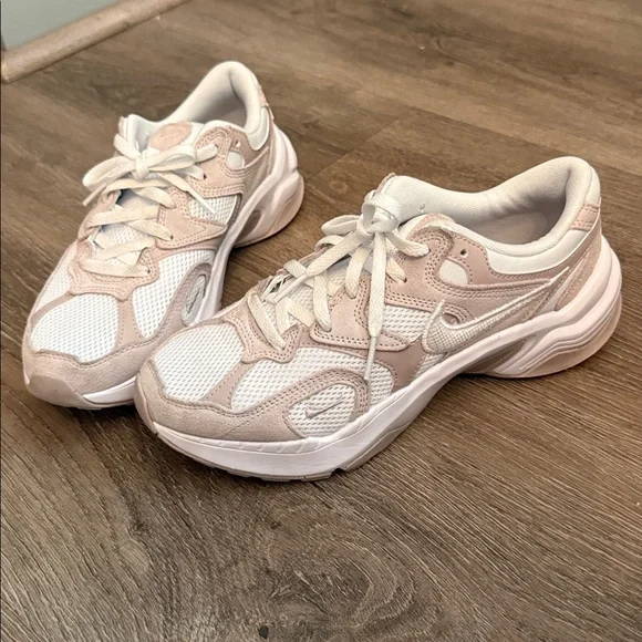 Nike Women's AL8 mauve/white - Picture 4 of 4